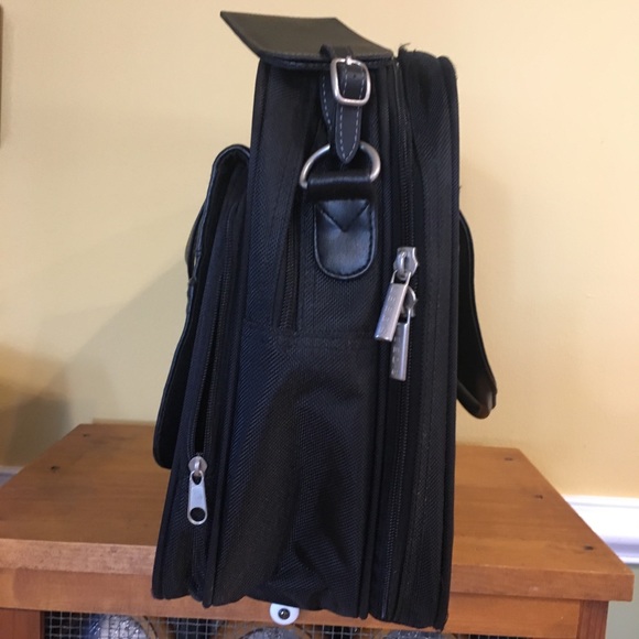 💼LAST CALL Soft Laptop Bag/Briefcase - Picture 3 of 7